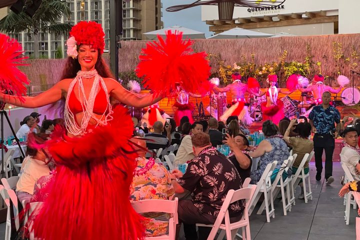 Waikiki Beach Marriott Luau Paina Waikiki in Oahu